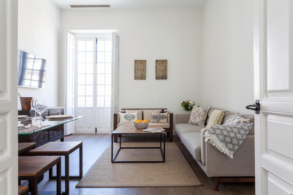Stunning Boutique - Space Maison Apartments Sevilla Kültér fotó