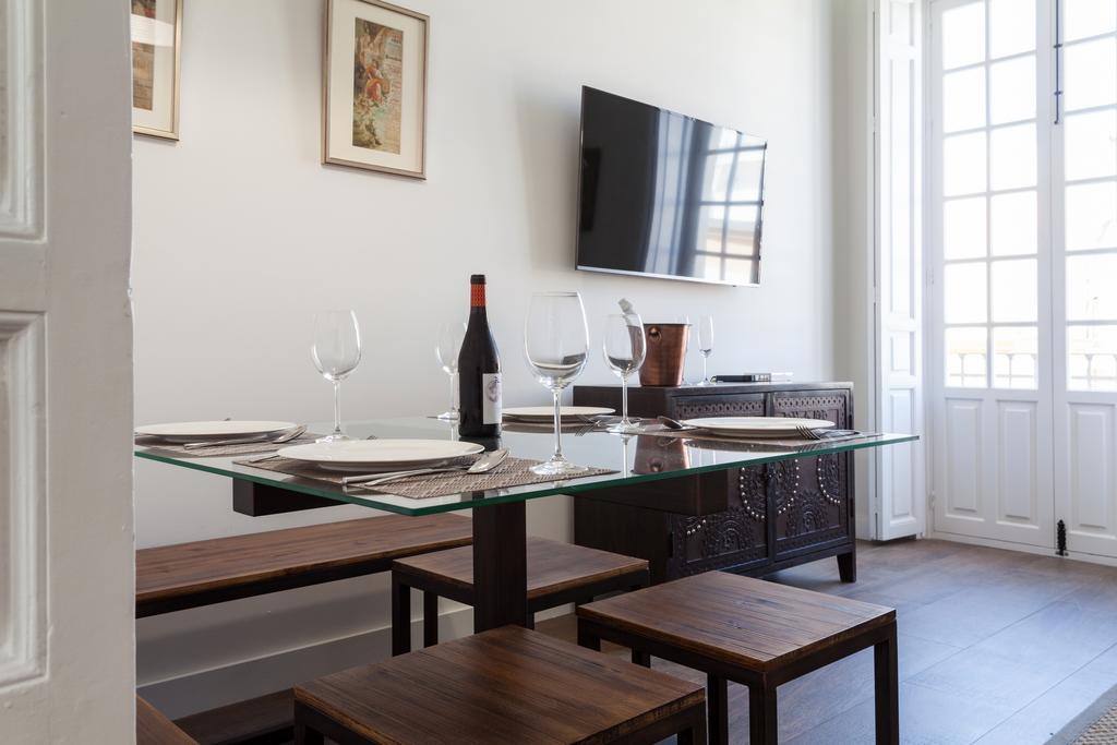 Stunning Boutique - Space Maison Apartments Sevilla Kültér fotó