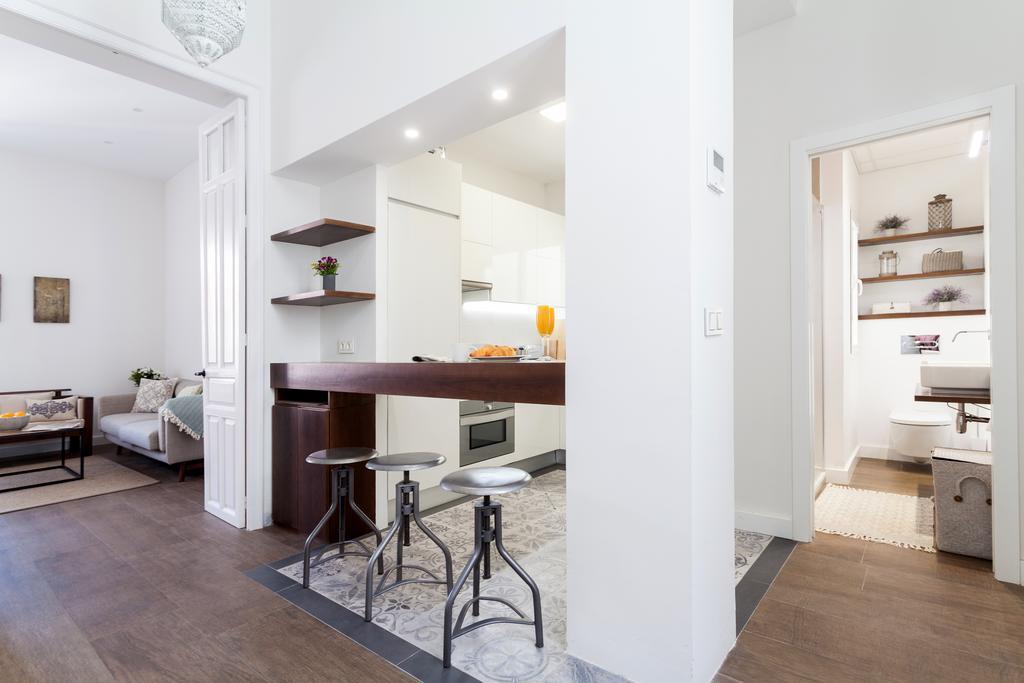 Stunning Boutique - Space Maison Apartments Sevilla Kültér fotó